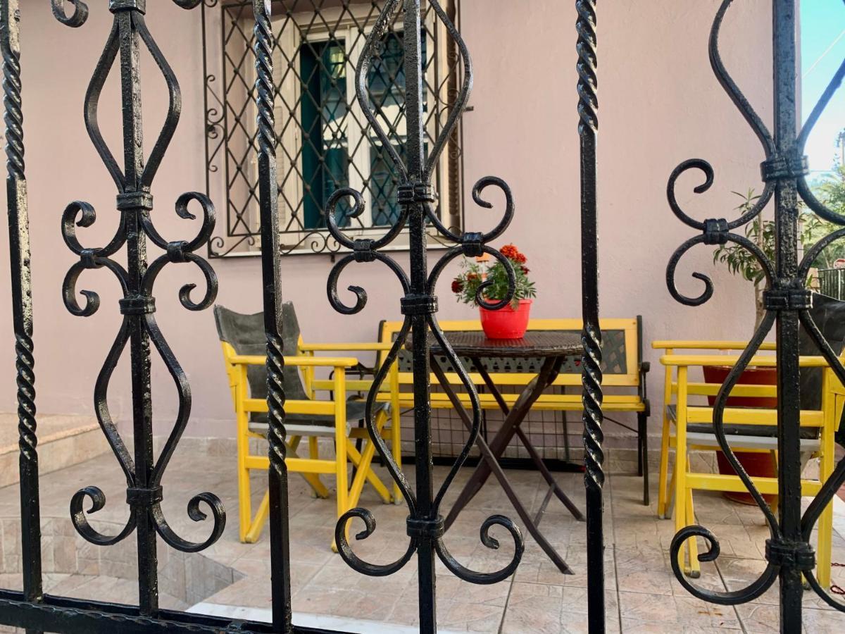 Lovely Place With Veranda Apartment Larissa Exterior foto